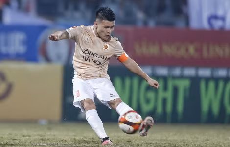9. Nguyễn Quang Hải - Công an Hà Nội (3bàn). Top 10 danh sách vua phá lưới V-League