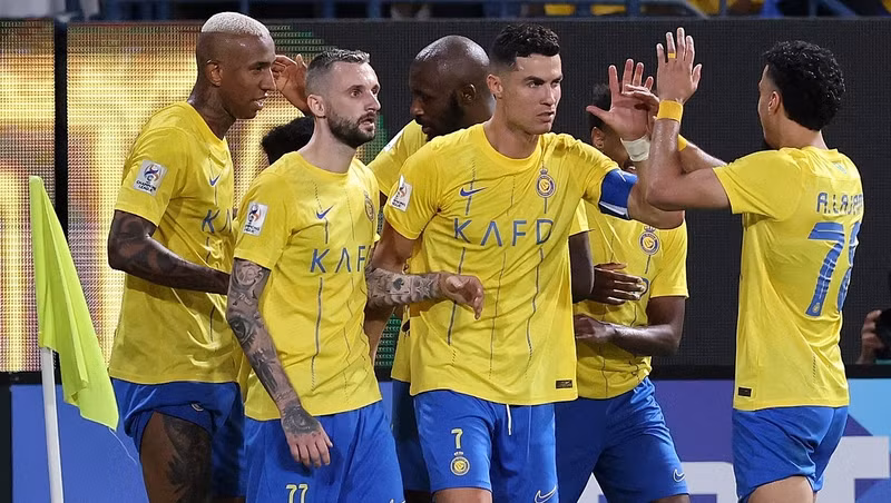 Ở bảng E, Al Nassr chính thức đi tiếp khi dẫn đầu với 13 điểm, hơn đội nhì bảng tới 5 điểm, trong khi bảng đấu này chỉ còn 1 lượt trận. Lộ diện 4 đội đầu tiên vào vòng 1/8 Cúp C1 châu Á