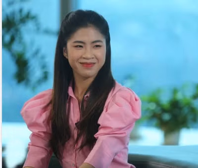 Thanh Nhã sinh năm 2001, là tiền đạo của CLB Hà Nội và là tiền vệ của tuyển nữ Việt Nam. Đón sinh nhật tuổi 22, tiền vệ Thanh Nhã khiến triệu fan 'phát sốt'