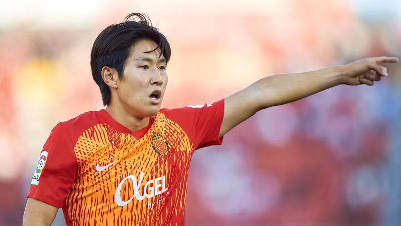 4. <strong> Lee Kang In</strong> (Hàn Quốc) đang có phong độ khá tốt trong màu áo PSG và được kỳ vọng sẽ giúp Hàn Quốc vô địch Asian Cup sau nhiều năm chờ đợi. AFC chỉ ra 5 tài năng trẻ đáng xem ở Asian Cup 2023