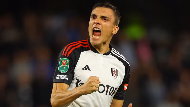 Được biết, Man United sẵn sàng chấp nhận chi 60 triệu Bảng cho Joao Palhinha và vẫn đang chờ câu trả lời từ phía Fulham. Man United mua ngôi sao của Fulham