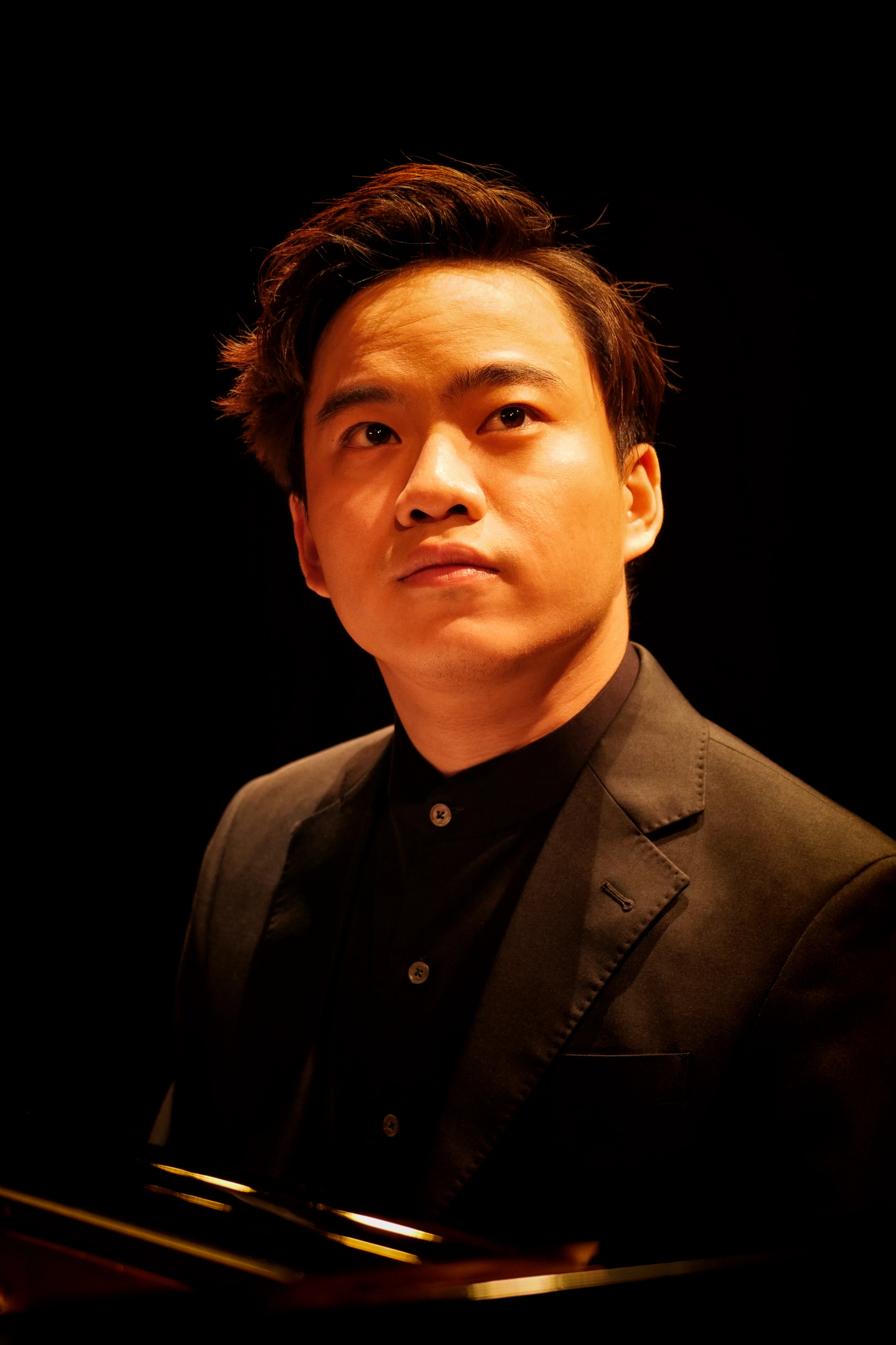 Tài năng piano Nguyễn Việt Trung.