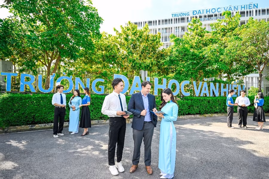 Thí sinh đăng ký nguyện vọng 1 vào Trường Đại học Văn Hiến nhận hỗ trợ 60% học phí học kỳ I.