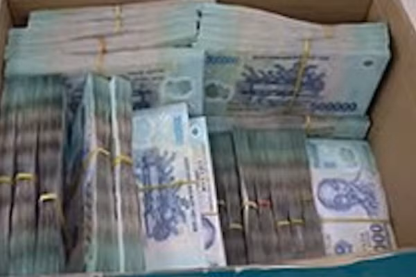 Gần 8 tỷ tiền mặt đã được cơ quan công an thu giữ.