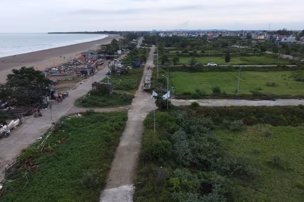 Khu đất dự án đã giao cho doanh nghiệp từ năm 2017, đến nay vẫn chưa thành hình khu du lịch. 