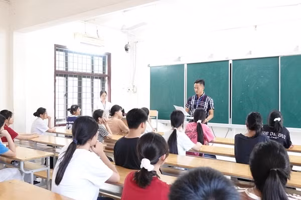 Thanh Hoá tuyển dụng hơn 2.000 giáo viên và viên chức năm 2026.