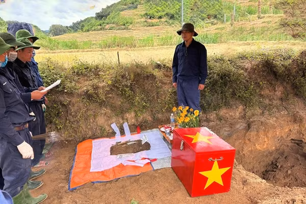 Thanh Hoá nỗ lực trong hành trình đưa hài cốt liệt sĩ trở về quê hương.