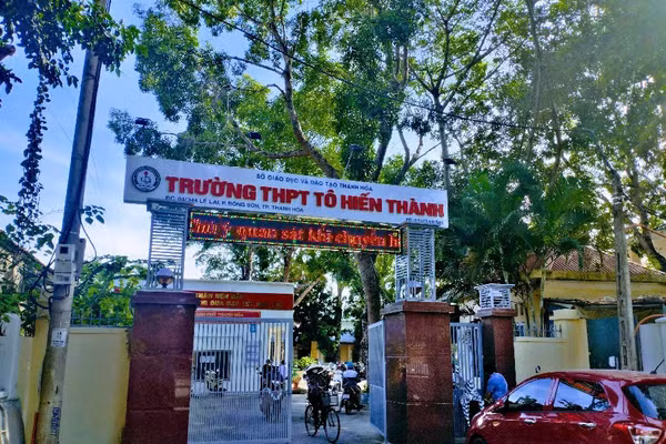 Trường THPT Tô Hiến Thành (Thanh Hóa).