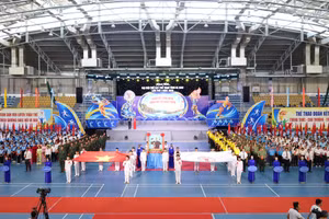Quang cảnh lễ khai mạc.