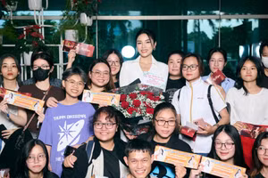Hoa hậu Kỳ Duyên rạng rỡ về nước sau hành trình Miss Universe 2024