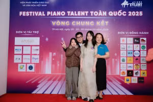 Hai chị em Hà Linh – Hà An tỏa sáng tại Festival Tài năng Piano toàn quốc 2025