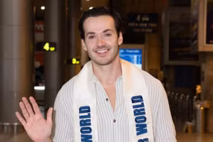 Đương kim Mr World Jack Heslewood đến Việt Nam tìm người kế nhiệm
