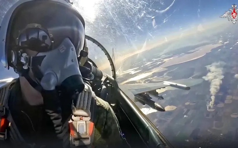 Tiêm kích Su-35S.