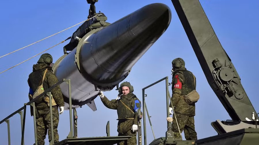 Nga nhiều lần phóng tên lửa chiến thuật Iskander-M vào mục tiêu quân sự Ukraine.