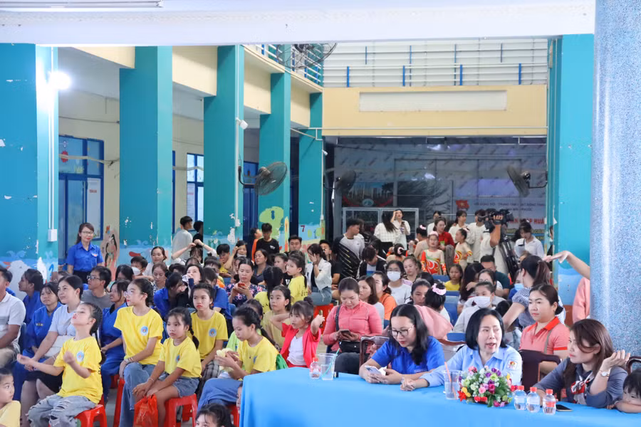 Thanh thiếu niên, thiếu nhi tham dự Ngày hội “Thanh thiếu nhi vui khỏe tỉnh Bình Phước”.