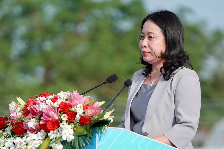 Quyền Chủ tịch nước Võ Thị Ánh Xuân phát biểu tại chương trình. Quyền Chủ tịch nước Võ Thị Ánh Xuân phát biểu tại chương trình.