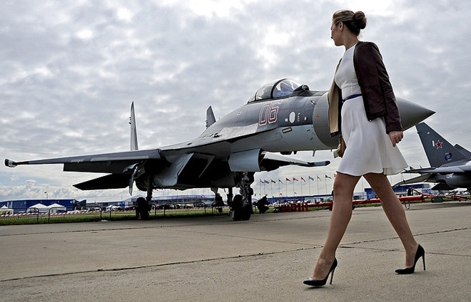 Tiêm kích Su-35 của Nga.