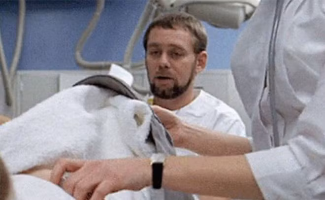 Mất ngủ với 5 chuyện hậu trường kinh hoàng: Con trai Lý Tiểu Long qua đời bí ẩn, đáng sợ nhất là bộ phim bị nguyền rủa do dùng thi thể thật! - Ảnh 10.