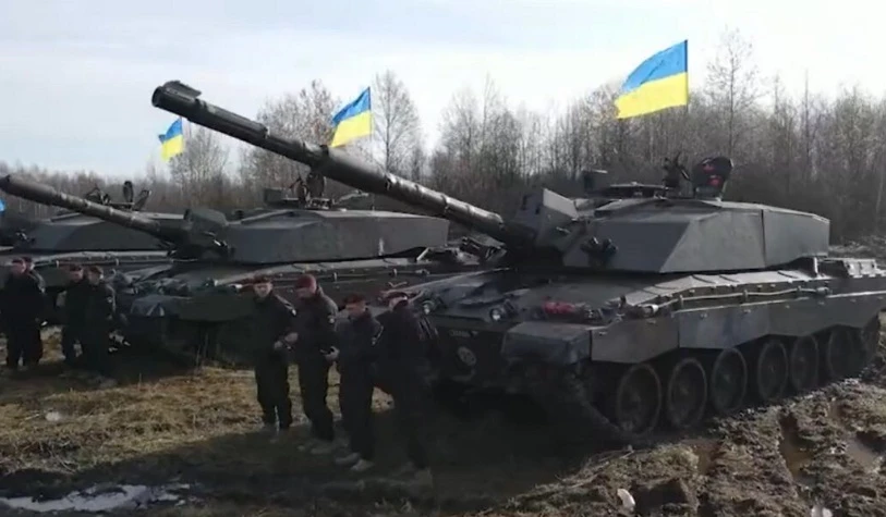 Xe tăng Challenger 2 của Ukraine.