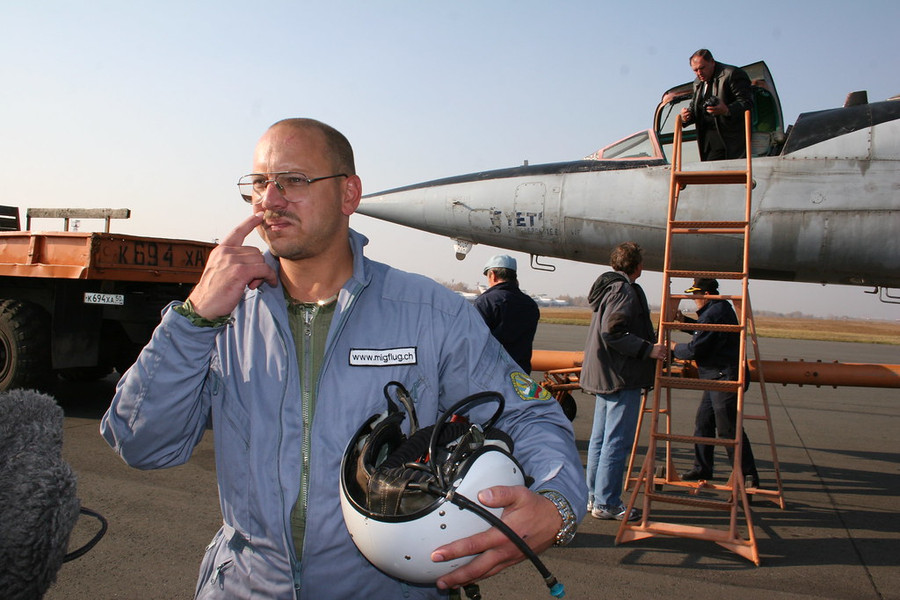 Tiêm kích MiG-25.