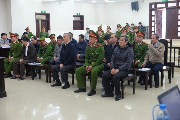 Các bị cáo tại tòa Các bị cáo tại tòa