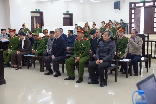 Các bị cáo tại tòa