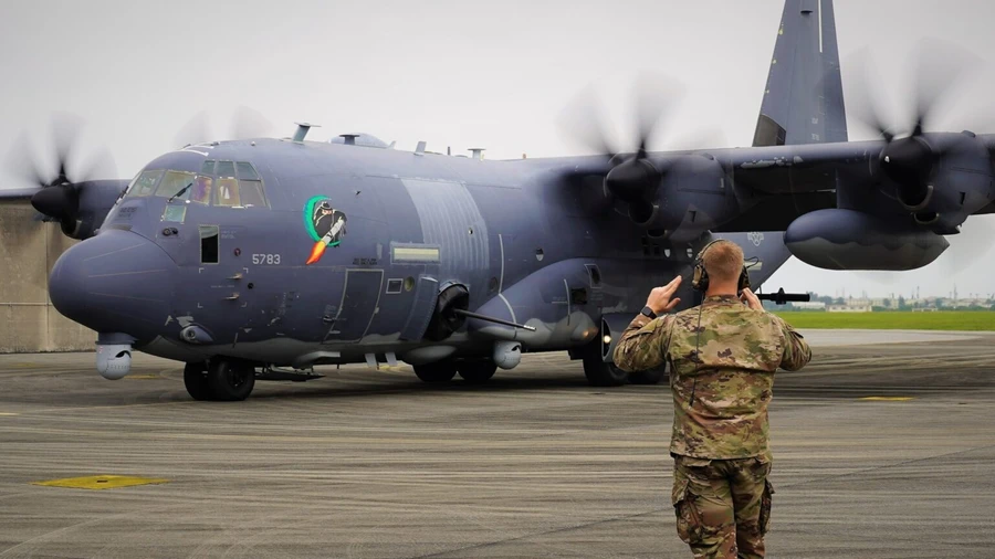 Máy bay AC-130J Ghostriders.