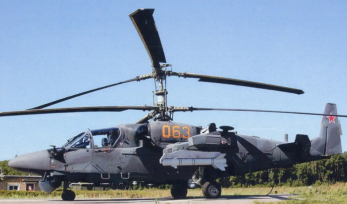 Trực thăng Ka-52M nâng cấp mang theo tên lửa LMUR. Trực thăng Ka-52M nâng cấp mang theo tên lửa LMUR.