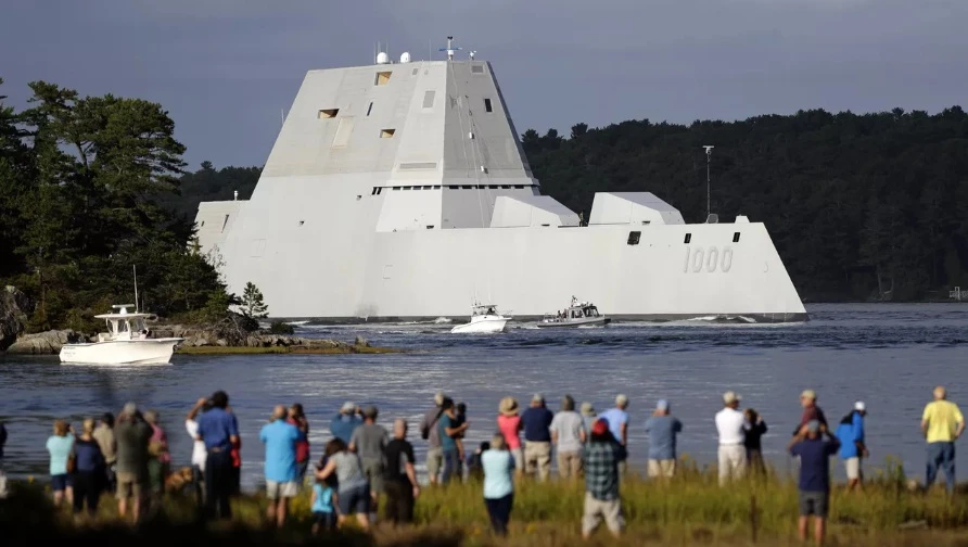 Chiến hạm USS Zumwalt.