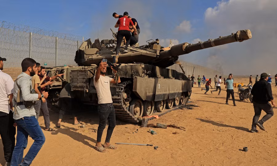 Xe tăng chủ lực Merkava với hệ thống Trophy của IDF bị loại khỏi vòng chiến đấu ở Gaza.