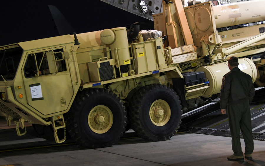 Hệ thống phòng thủ THAAD.