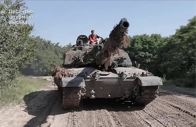 Lực lượng Ukraine triển khai xe tăng Challenger 2.