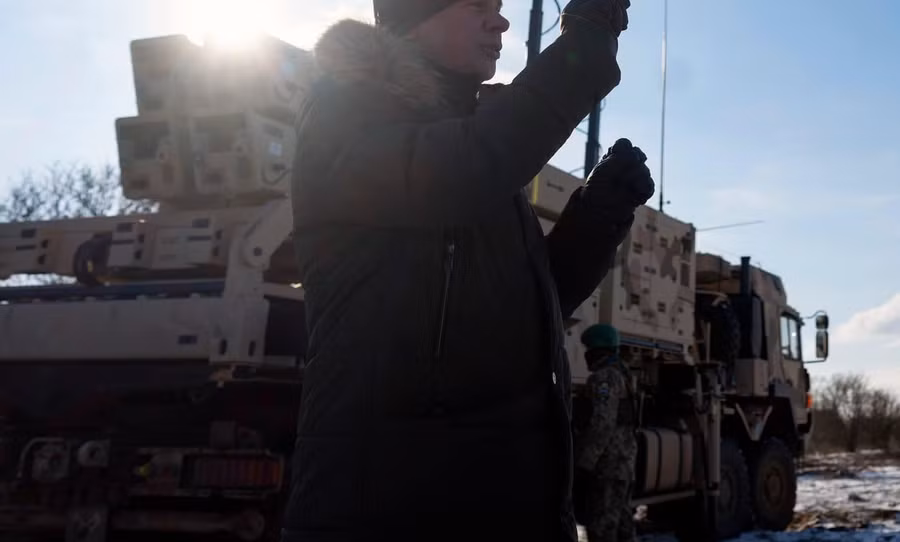 Hệ thống đánh chặn IRIS-T Đức cung cấp cho Ukraine.