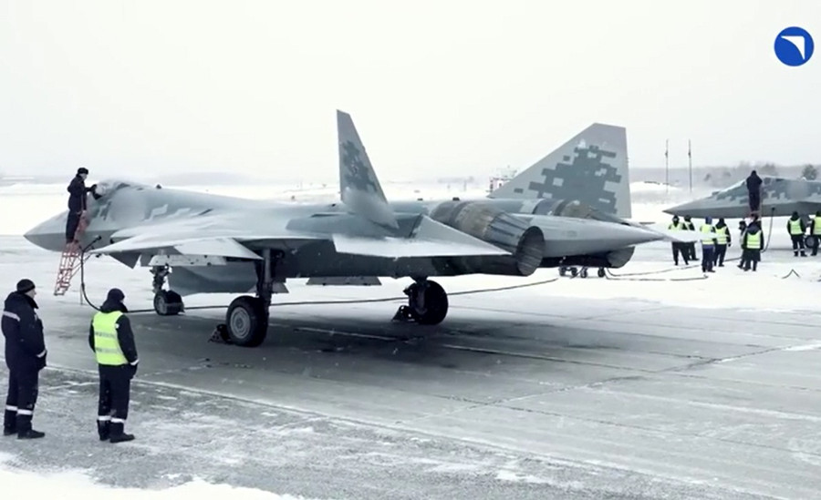 Nga tiếp nhận những chiếc Su-57 đầu tiên.