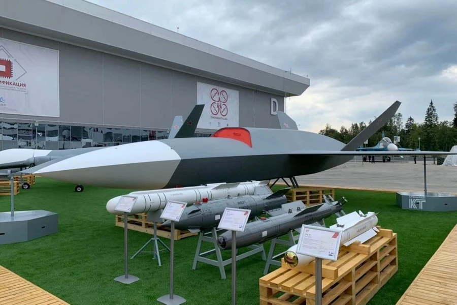 Lộ đòn tấn công đáng sợ của UAV Grom 