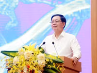 Phó Thủ tướng Chính phủ Hồ Quốc Dũng phát biểu tại hội nghị.