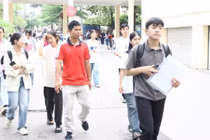 Thí sinh tham dự Kỳ thi đánh giá năng lực do Trường ĐH Sư phạm Hà Nội tổ chức năm 2025.