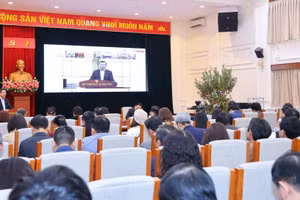 Toàn cảnh hội nghị.