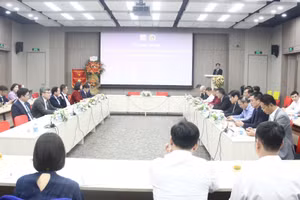 Toàn cảnh lễ khai giảng.