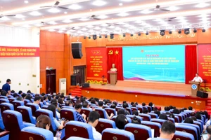 Toàn cảnh Tọa đàm.
