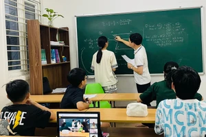 Giáo viên phải thay đổi cách dạy, chuyển từ “dạy để thi” sang “dạy để hiểu và vận dụng”.