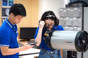 Sinh viên Trường Đại học Khoa học và Công nghệ Hà Nội.