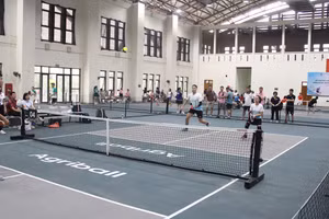 Các vận động viên cống hiến cho khán giả nhiều pha bóng đẹp mắt.