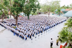 Quang cảnh Trường THPT Trần Nhân Tông (Mạo Khê, Quảng Ninh).