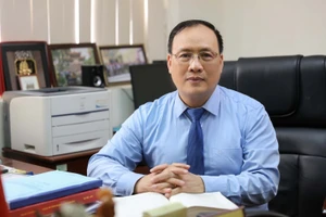 GS.TSKH Nguyễn Đình Đức - Nguyên Chủ tịch Hội đồng Trường ĐH Công nghệ (ĐH Quốc gia Hà Nội).