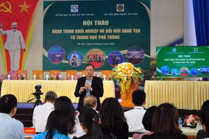 Chuyên gia chia sẻ nhiều thông tin về nhu cầu nguồn nhân lực trong kỷ nguyên số và kinh nghiệm khởi nghiệp