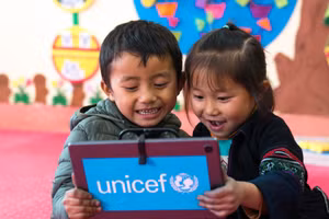 Phát triển thư viện số miễn phí cho trẻ em Việt Nam: Mở cánh cửa tri thức, thu hẹp khoảng cách số.