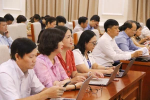 Các cán bộ, Đảng viên tham gia tập huấn.
