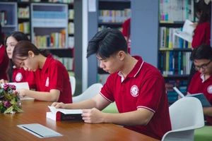 Sinh viên Trường ĐH Việt Nhật