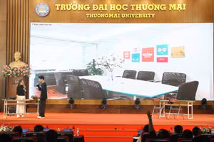 Một hoạt cảnh do Đội thi KN24_19 - Chắp cánh cho em thể hiện, nhằm chuyển tải ý tưởng, thông điệp từ dự án của mình.